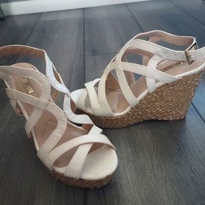 Jennifer Lopez wedges